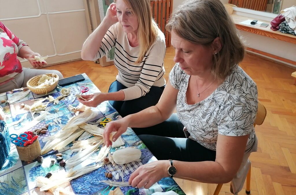 Csuhé bábok készítése