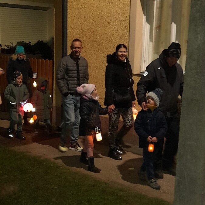 Gombácska Óvoda Márton-napi felvonulása