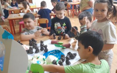 Medve medve bújj elő