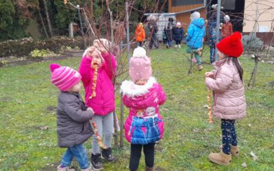 Madárkalács készítés és kreatív közlekedés